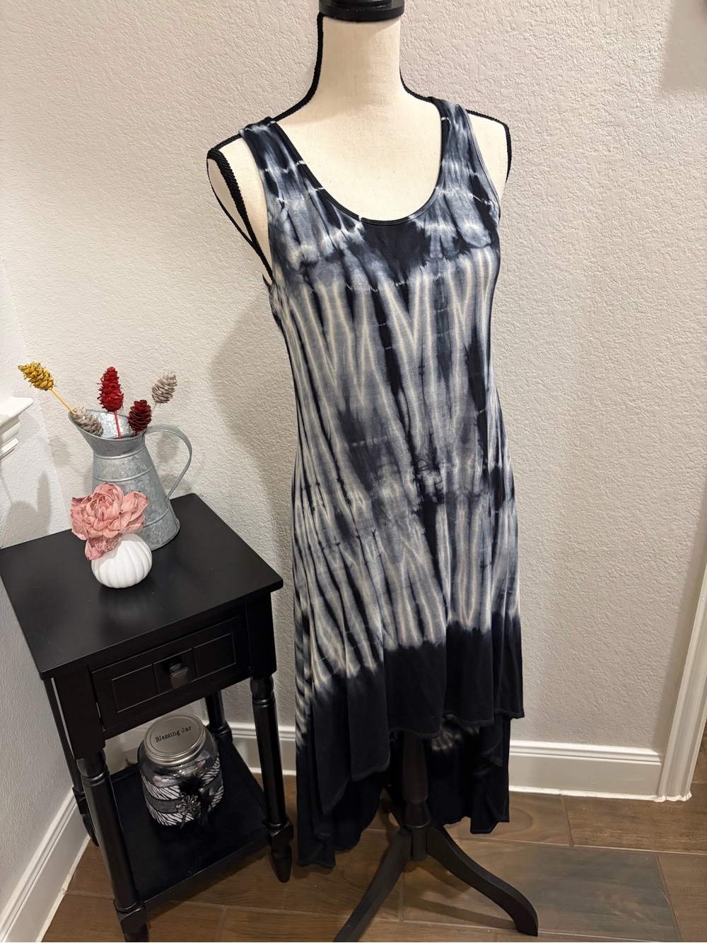 Soprano Black & White High-Low Tie-Dye Maxi Dress - Picture 2 of 5